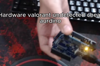 Chế tạo Aimbot “thủ công”, TikToker ngang nhiên thách thức Riot xử phạt!