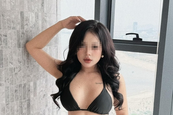 Hot girl PT khoe dáng “nuột” trong phòng tập, thế nhưng lại chọn trang phục khiến người xem choáng váng