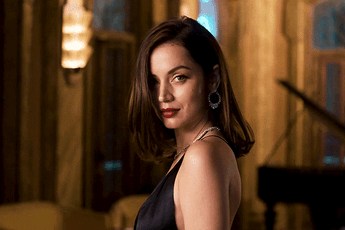 5 mỹ nhân sở hữu ánh nhìn khiến người xem "nghẹt thở", cả thế giới phải nghiêng mình