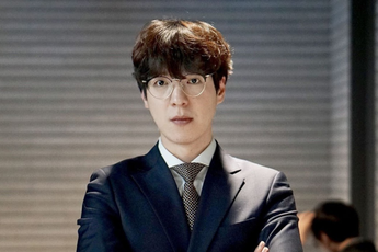 Trận đấu với HLE cho thấy sự vô nghĩa trong hành động của thượng tầng T1