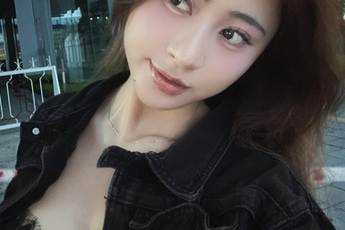 Nữ TikToker biến hình phong cách "cọc tính", hút triệu view vì diện mạo vẫn "slay" hết cỡ!