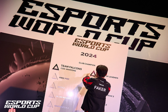 Bị gọi là "giải cỏ", EWC lại đang góp công "cứu" cả LMHT chuyên nghiệp