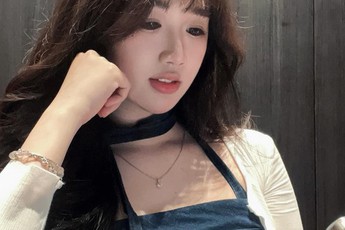 Xuất hiện đối thủ của "Zin thích nấu ăn", nữ đầu bếp răng khểnh gây thương nhớ!