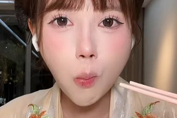 Làm một việc tưởng chừng như "rất đơn giản", Nữ TikToker được mẹ cho 2.5 triệu nạp game