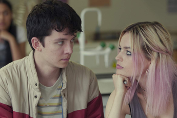 Xem phim Sex Education chán chê mới biết có 1 cảnh nóng bị cả MXH tẩy chay, việc nhạy cảm lại biến thành trò đùa