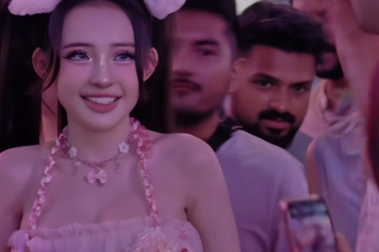 Ngân 98 biến thành búp bê xuống phố, khéo léo né fan nam sau những sự cố bị động chạm nhạy cảm