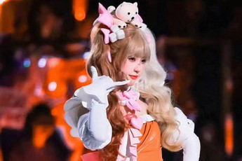 Không thể phân biệt đây là người thật hay búp bê: Đẹp đến phi thực tế, nhìn là muốn bắt về nuôi