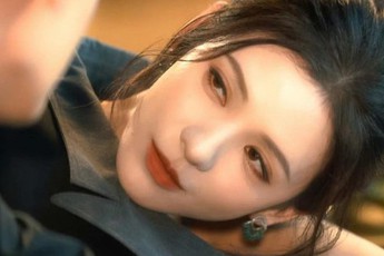 Đứng thở thôi cũng xinh sang bần bật thì chỉ có 1 người: Mỹ nhân trong các mỹ nhân, visual cân cả vũ trụ