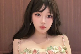 Từng kiếm 400 triệu mỗi ngày, nữ streamer khiến fan ngỡ ngàng khi công khai hình ảnh trùng tu nhan sắc