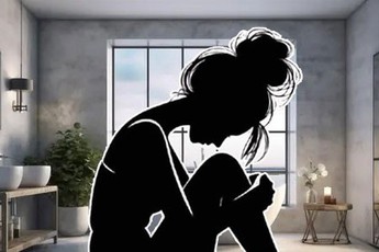 Thảm cảnh tiểu thư tài phiệt bị lừa chụp ảnh nóng, kẻ xấu lợi dụng bán giá 25 triệu/bức