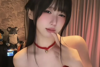 Bỏ tiền để mua video độc quyền, game thủ tức giận vì bị nữ streamer phát tán miễn phí