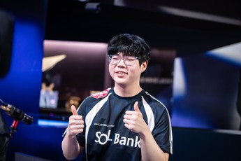 LazyFeel bất ngờ bị công kích bằng từ ngữ nhạy cảm khiến khán giả LMHT Việt bức xúc