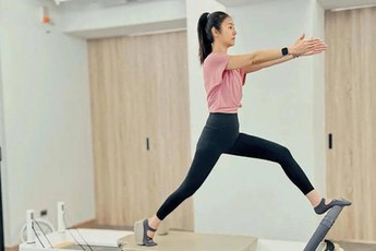 Vóc dáng tuổi 50 nhưng khiến gái 20 cũng phải tị của Lâm Tâm Như