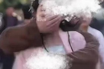 Phẫn nộ cảnh nam diễn viên sàm sỡ bạn diễn trong phim ngắn đang "on trend"