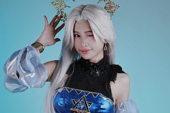 Cosplay Yena "cà hẩy" Lily Phan khiến anh em game thủ không thể rời mắt
