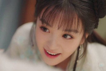 "Mỹ nhân đồ tể" dùng nhan sắc vạn người mê để hồi sinh sự nghiệp sau loạt scandal cạch mặt đồng nghiệp