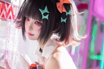 Hoa mắt với tạo hình "như phim" của nữ coser xinh đẹp, săm soi trang cá nhân mà người xem ngỡ như tìm thấy cả "kho tàng"