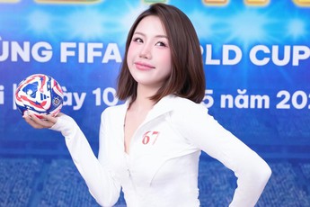 World Cup chưa đến, thế nhưng mạng xã hội đã "nóng" vì sự xuất hiện của một hot girl