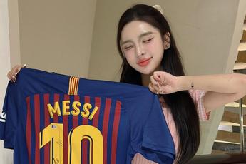 Tú Anh Susu cổ vũ Argentina mùa World Cup, khiến fan bóng đá được dịp bàn tán xôn xao