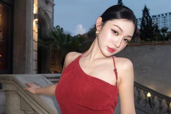 Trần Hà Linh khoe khéo lưng trần quyến rũ, khiến anti-fan cũng phải "nín lặng"