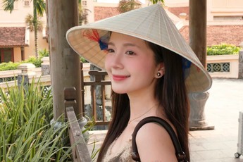 Khó rời mắt khỏi nhan sắc trong trẻo của nữ diễn viên phim giờ vàng của VTV