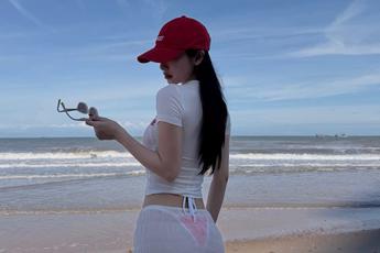 Jun Vũ bất ngờ khoe dáng nóng bỏng, khiến dân tình mê mệt