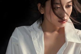 Hot girl "Nóng cùng World Cup 2026" nói gì về khoảnh khắc bật khóc nức nở ngày chia tay