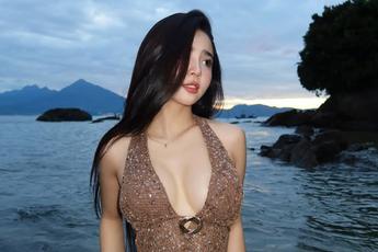 "Lên đồ" đi biển, hot girl này chứng minh tại sao thu hút được tới gần 13 triệu người theo dõi trên MXH