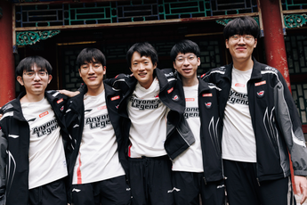 Cựu vương CKTG có nguy cơ "thất nghiệp" dù đầu mùa vừa "gánh team"