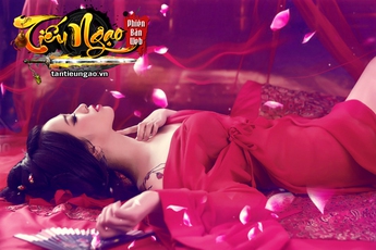 Tiếu Ngạo Web tung loạt ảnh cosplay gợi cảm khi về Việt Nam