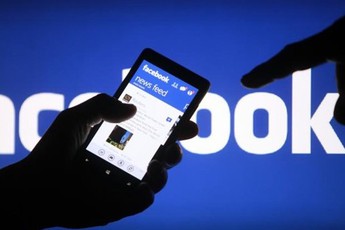 Facebook bất ngờ khóa hàng loạt tài khoản tại Việt Nam