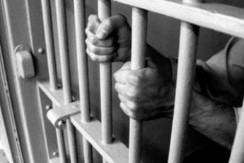 Nộp phạt 2 tỉ vì dám tung bộ truyện tranh Attack on Titan lên mạng