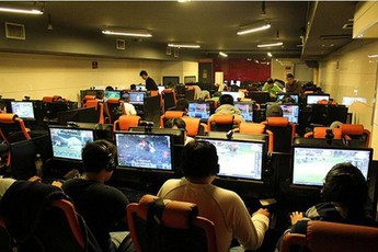 Chuyện lạ: Game online cấm người chơi ra quán Net