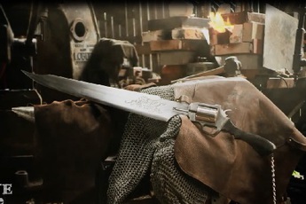 Gunblade - Thanh kiếm 'nửa nạc nửa mỡ' ngoài đời thực