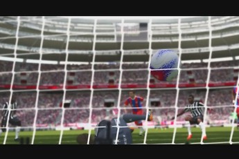 Xem trailer đầu tiên của PES 2015