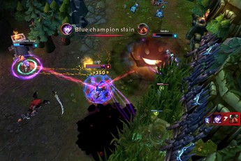 Liên Minh Huyền Thoại: Những pha xử lý của Pro players (P22)