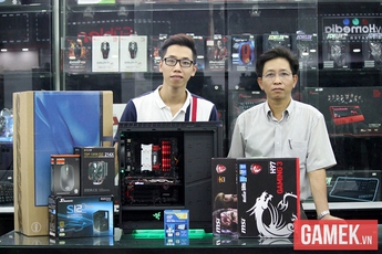 Chiều con trai, bố dẫn đi mua bộ máy chơi game hơn 30 triệu đồng