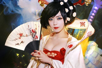 Cùng ngắm cosplay nữ nhân vật ma mị trong HeroWarZ