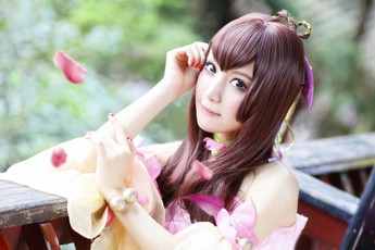 Bỏng mắt với bộ ảnh cosplay trong Thần Thoại Võ Lâm