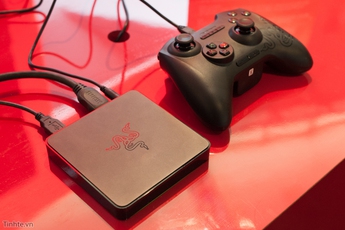 Cận cảnh máy chơi game nhỏ gọn Razer Forge TV