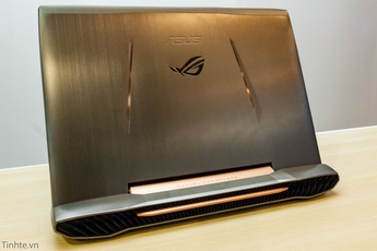 Cận cảnh laptop chơi game khủng Asus RoG G752 tại Việt Nam