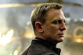 Daniel Craig vẫn sẽ tiếp tục làm James Bond sau Spectre
