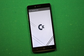 Huyền thoại Commodore hồi sinh bằng smartphone chơi game