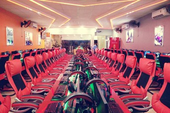 Cận cảnh STAR Game Center - Quán net quy mô nhất thành phố Huế