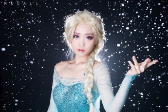 Cosplay công chúa Elsa đẹp hơn cả trong phim Frozen