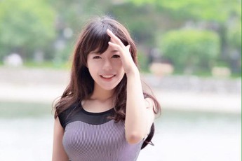 Xôn xao với nữ game thủ DOTA 2 cực dễ thương tại Hà Nội