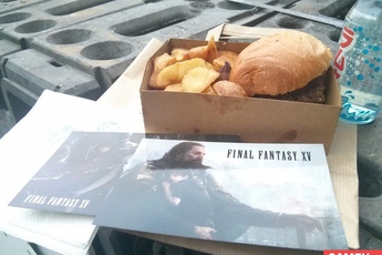 Lạ mắt với món bánh burger Final Fantasy XV