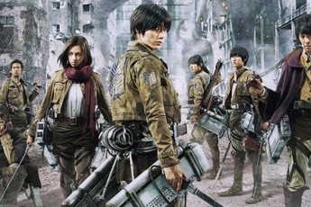 Tác giả Attack on Titan khuyên các fan nên đi xem thử phim