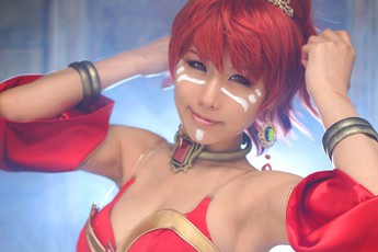 Ngỡ ngàng với cosplay Lina tuyệt đẹp trong DOTA 2