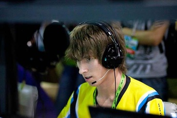 DOTA 2: Siêu sao Dendi bị fan hâm mộ kêu gọi ra đi vì team đánh quá kém